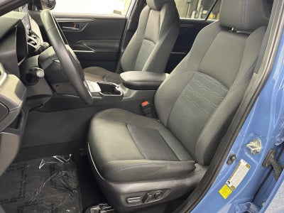 2024 Toyota RAV4 Hybrid SE