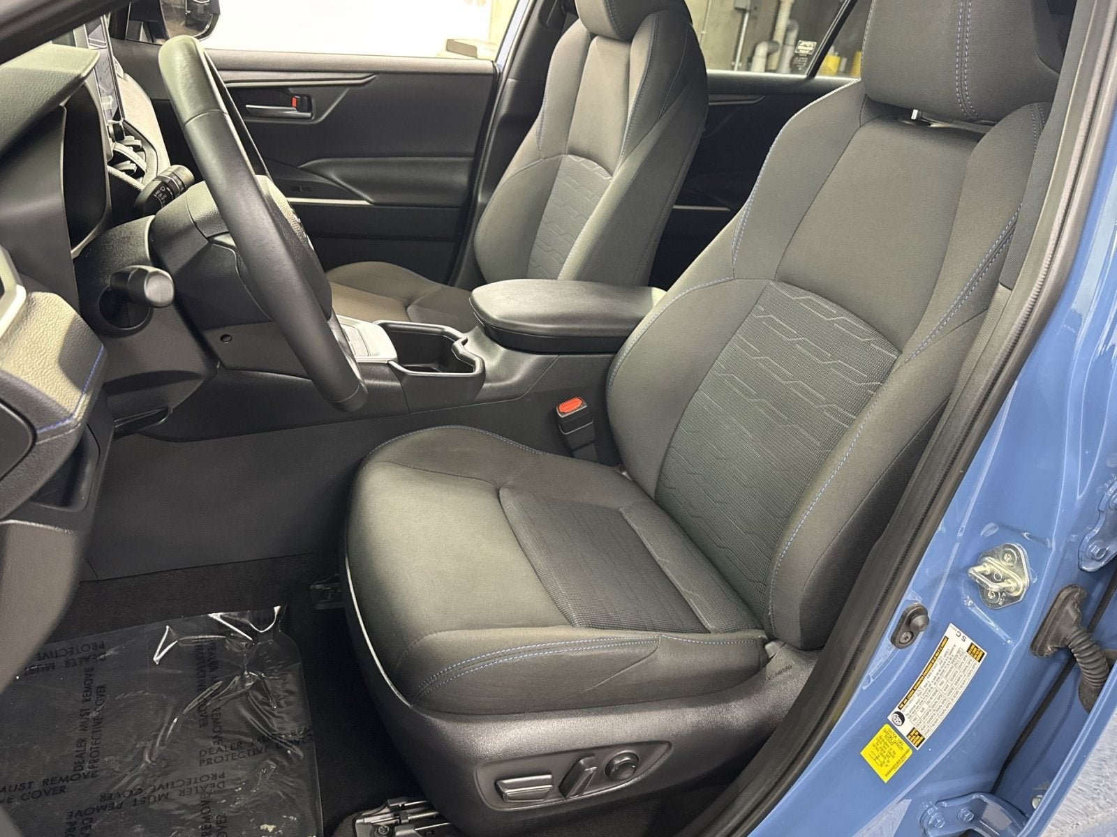 2024 Toyota RAV4 Hybrid SE