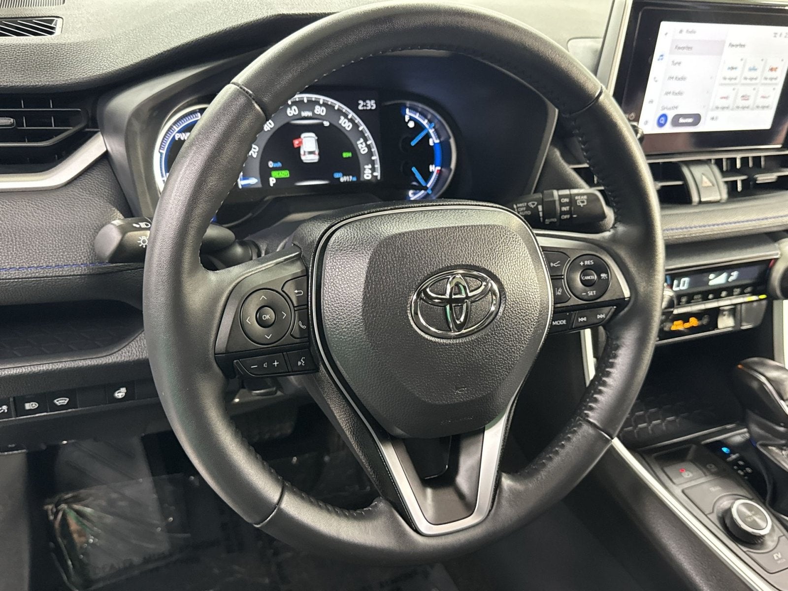 2024 Toyota RAV4 Hybrid SE