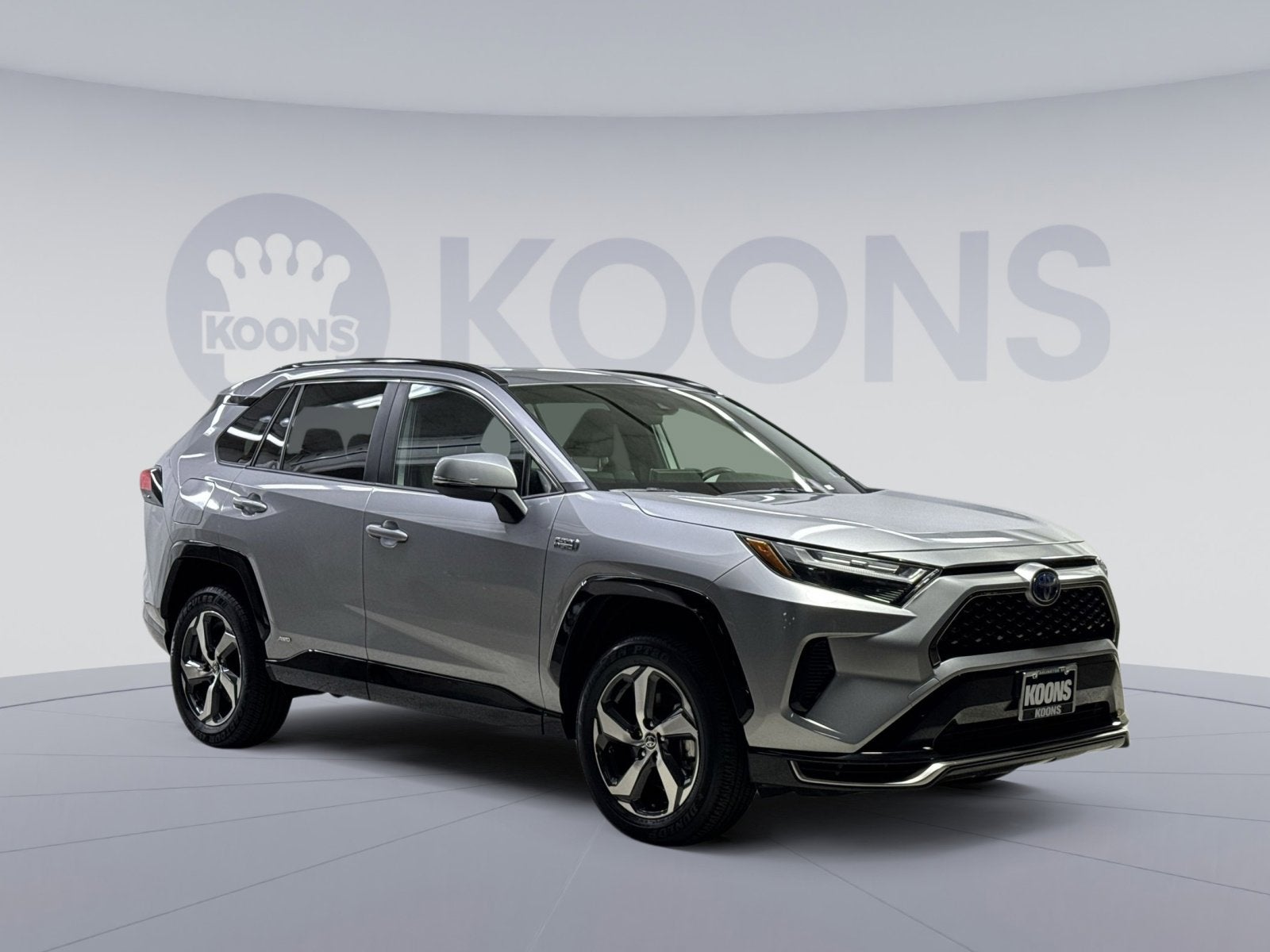 2024 Toyota RAV4 Prime SE