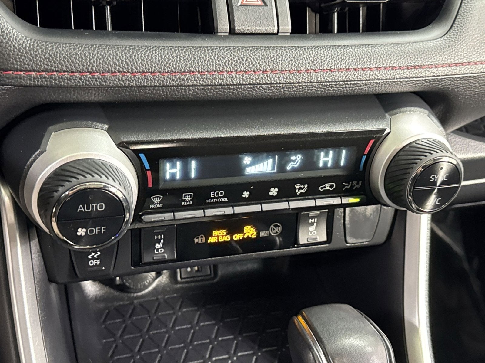 2024 Toyota RAV4 Prime SE