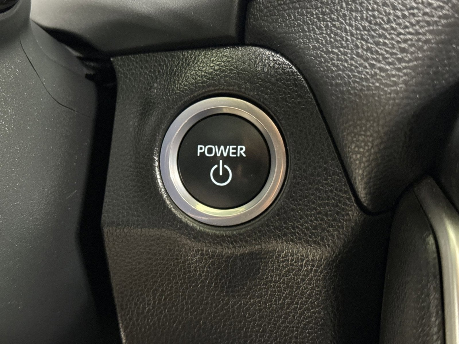 2024 Toyota RAV4 Prime SE