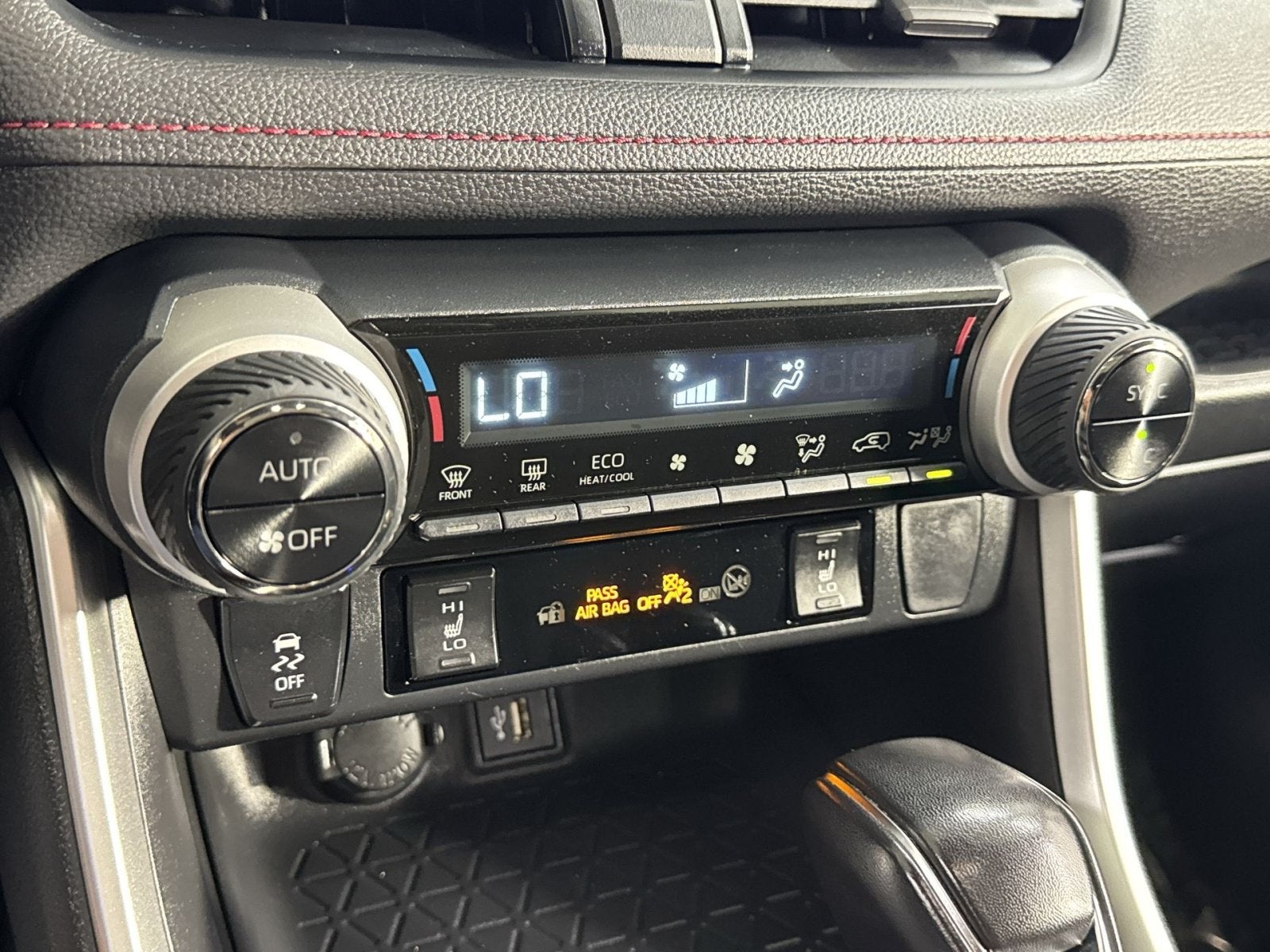 2025 Toyota RAV4 Plug-In Hybrid SE
