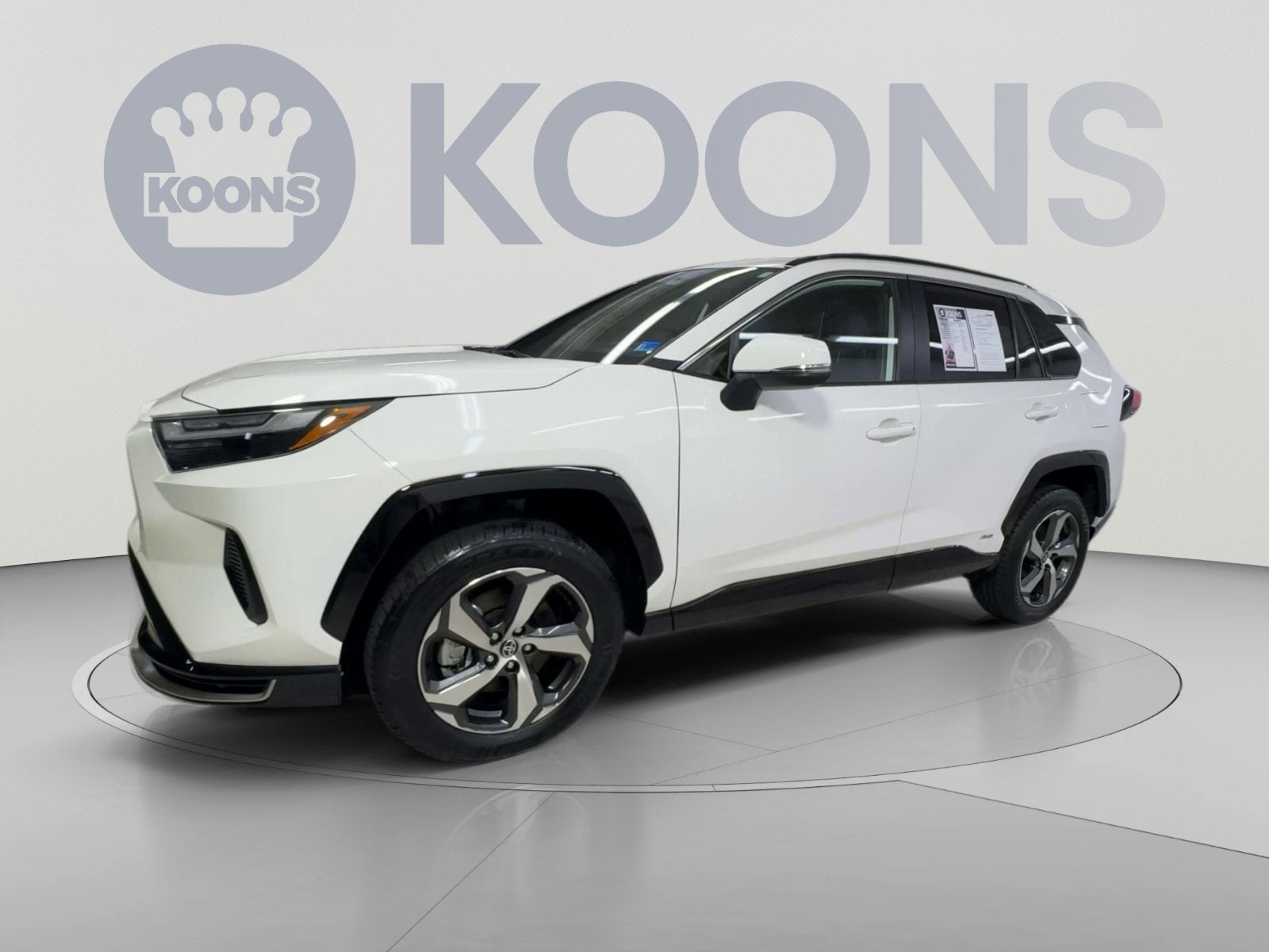 2025 Toyota RAV4 Plug-In Hybrid SE