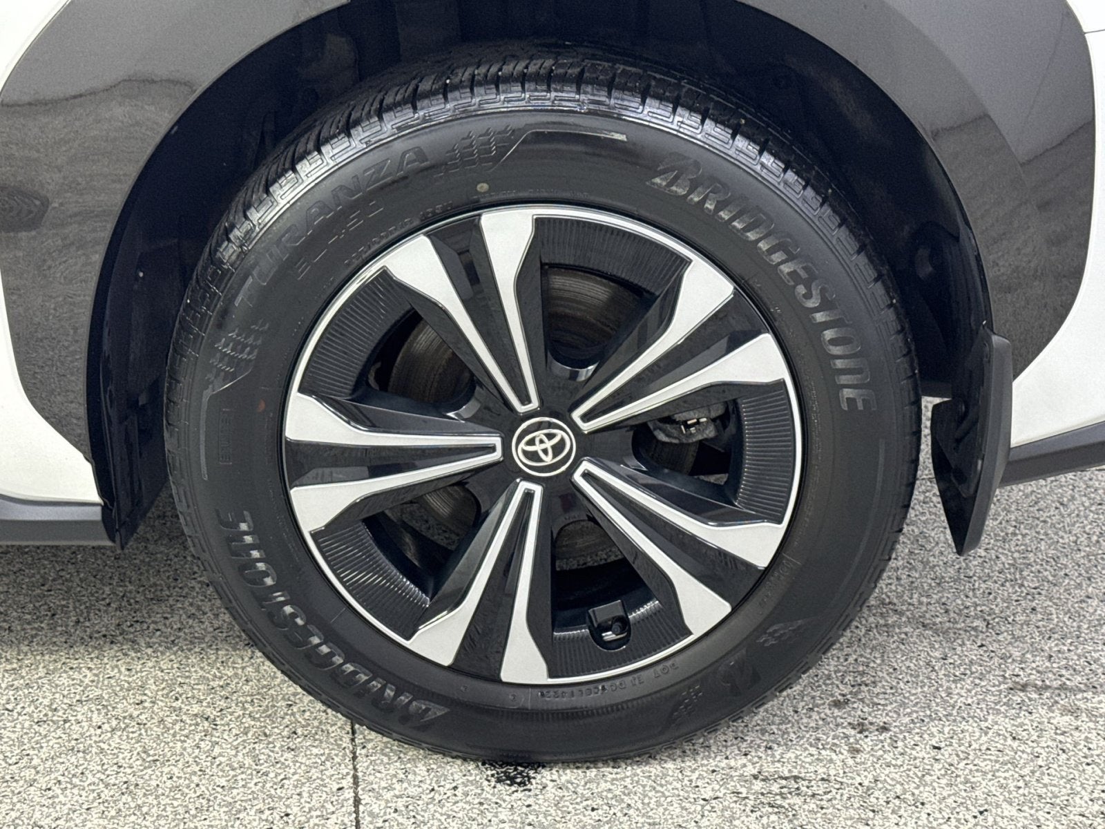 2023 Toyota bZ4X XLE