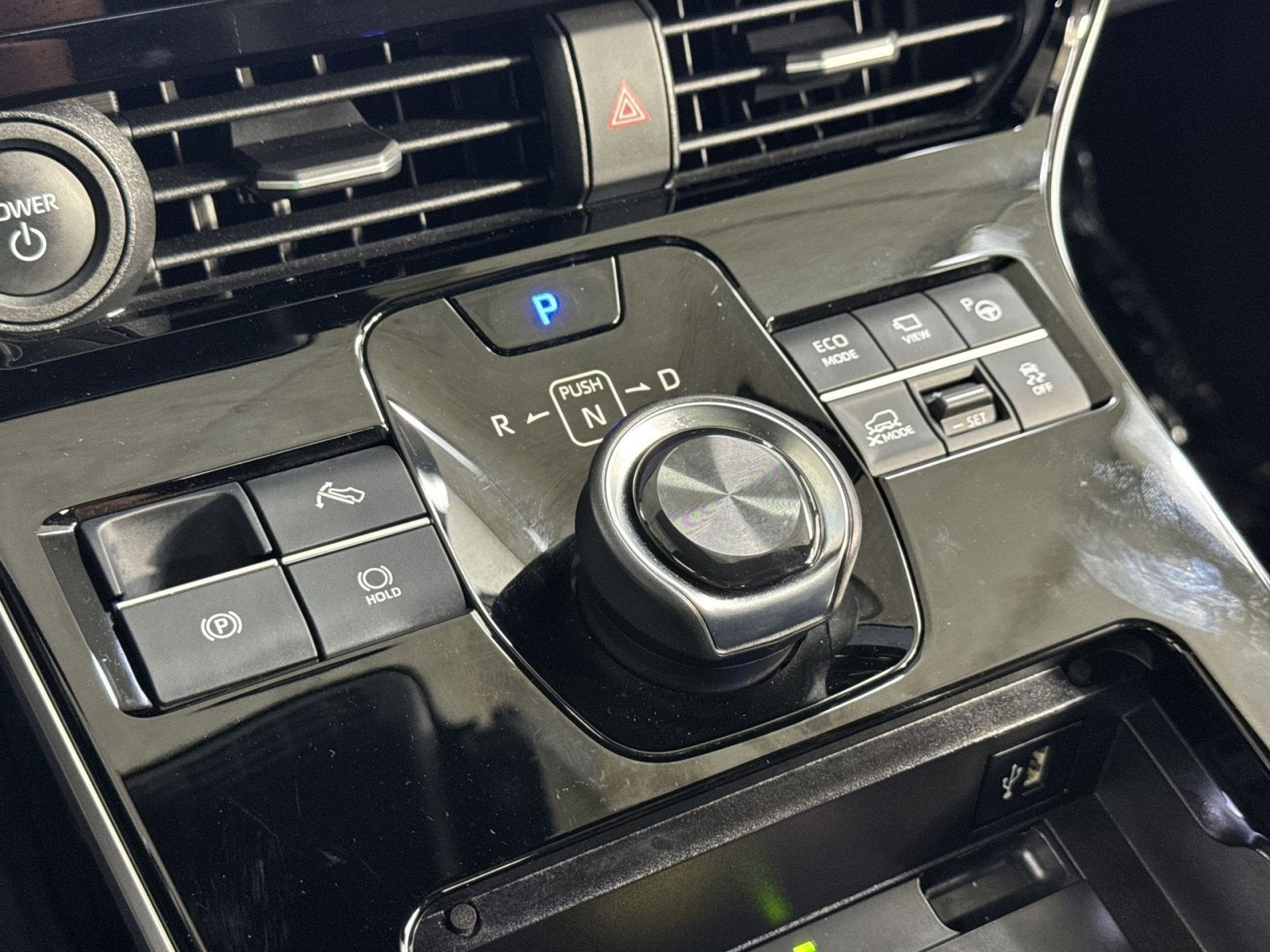 2024 Toyota bZ4X Limited