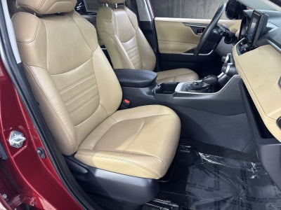 2022 Toyota RAV4 Hybrid XLE Premium