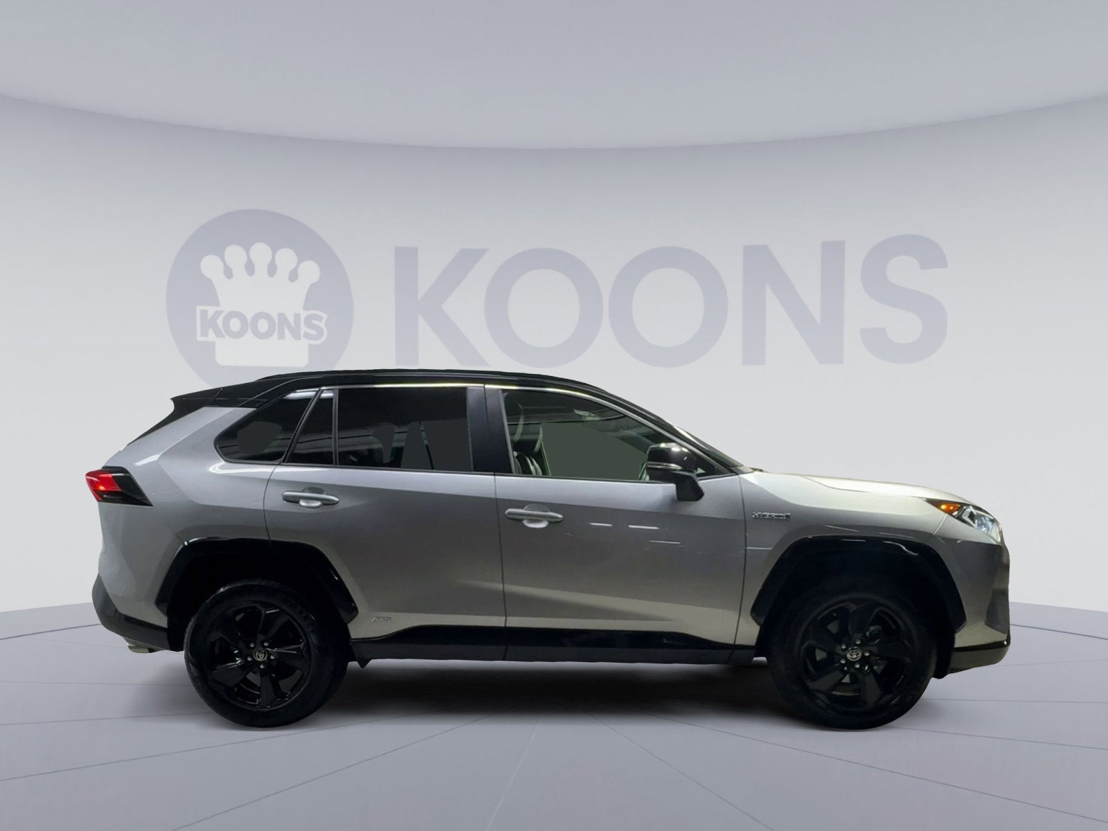 2020 Toyota RAV4 Hybrid XSE