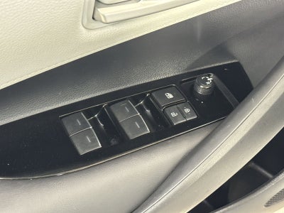 2023 Toyota Corolla Hatchback SE