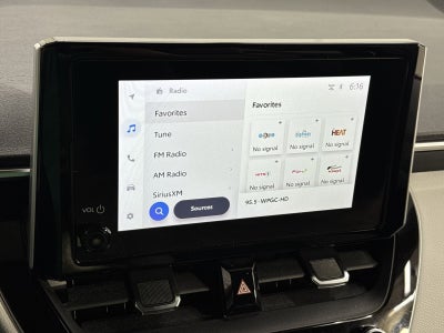 2023 Toyota Corolla Hatchback SE