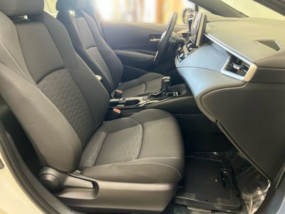2025 Toyota Corolla Hatchback SE