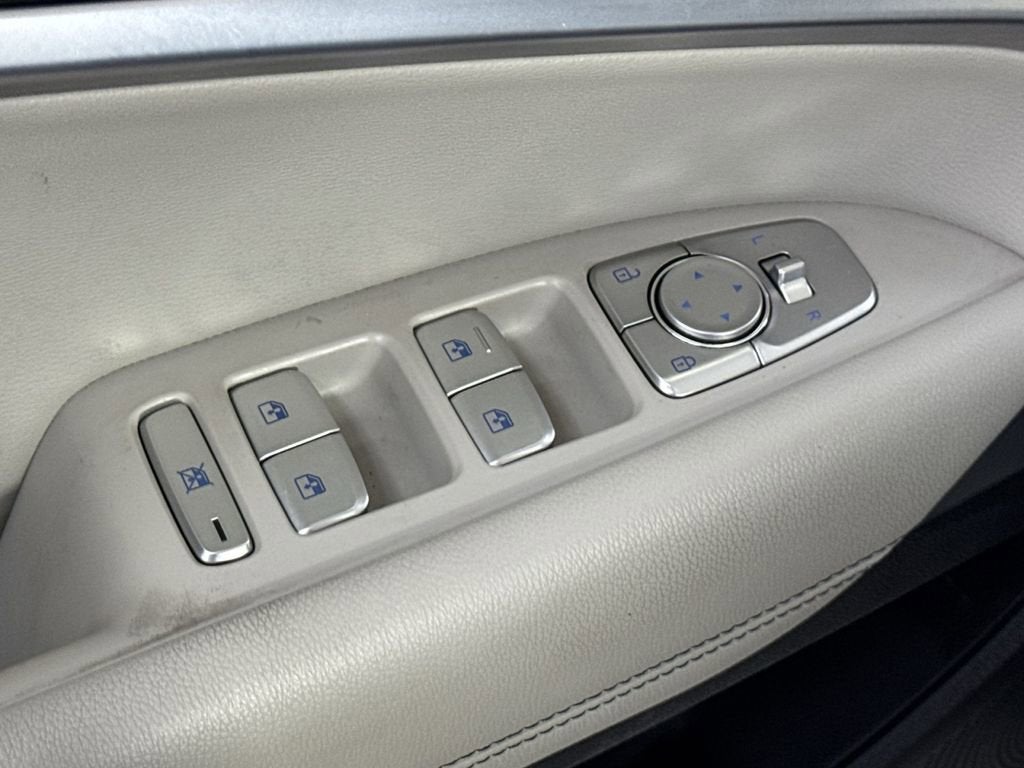 2019 Genesis G70 2.0T Advanced