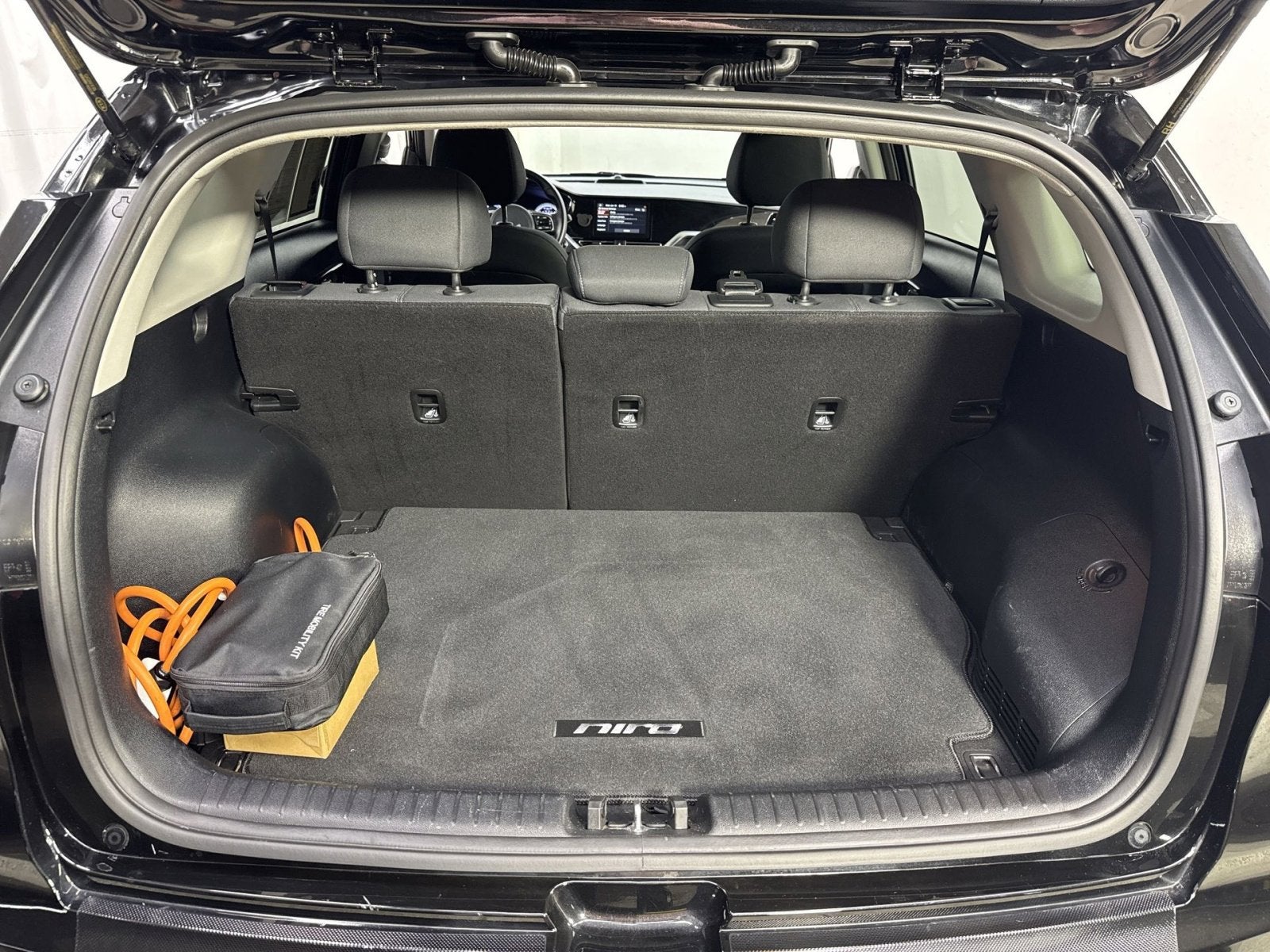 2022 Kia Niro Plug-In Hybrid LXS