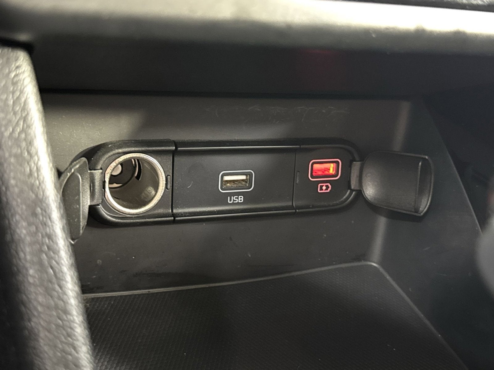 2022 Kia Niro Plug-In Hybrid LXS