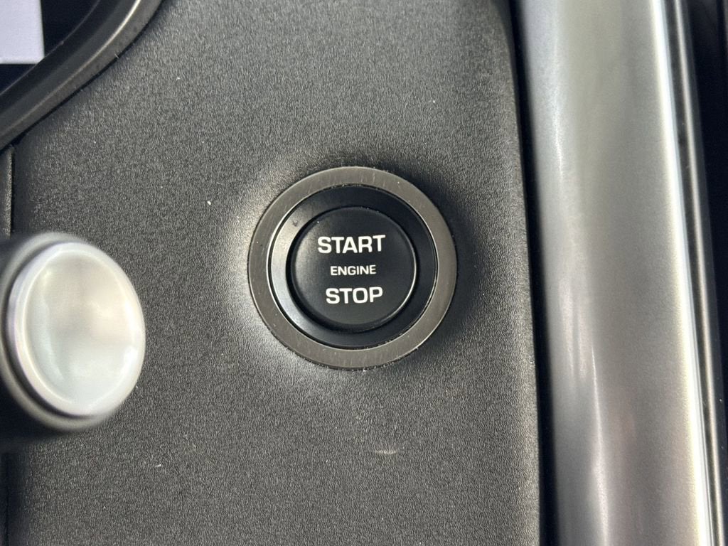 2024 Land Rover Discovery S