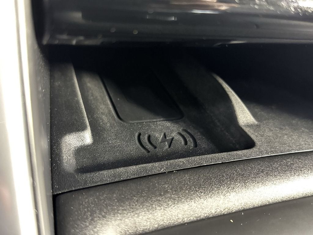 2024 Land Rover Discovery S