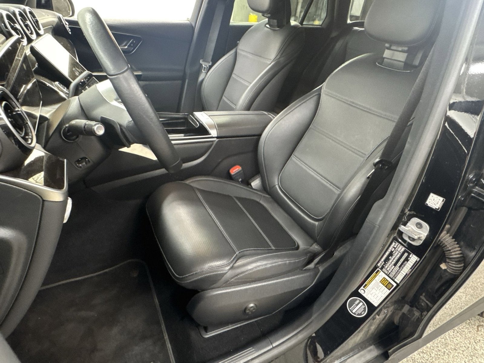 2025 Mercedes-Benz GLC GLC 300