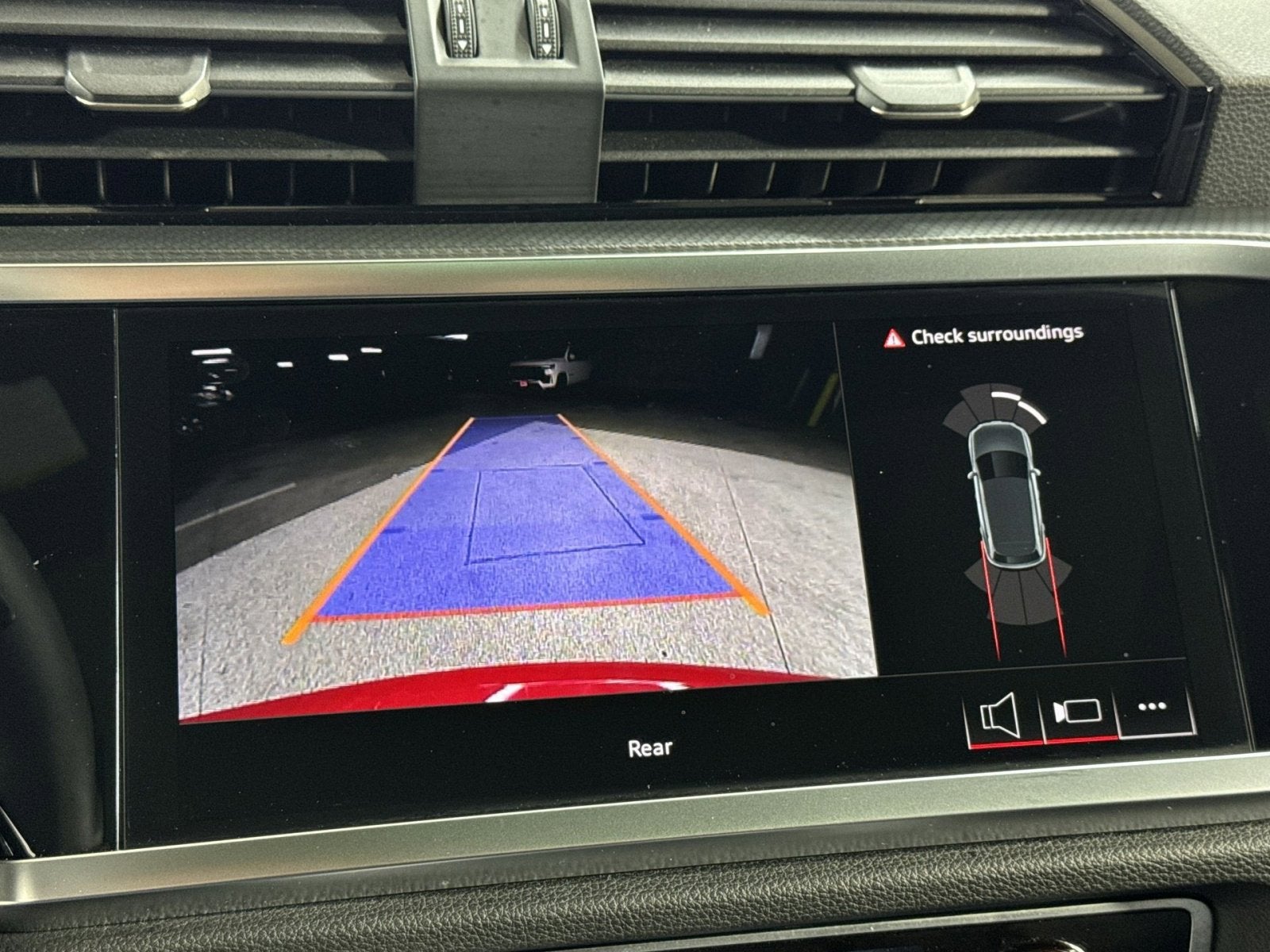 2025 Audi Q3 Premium