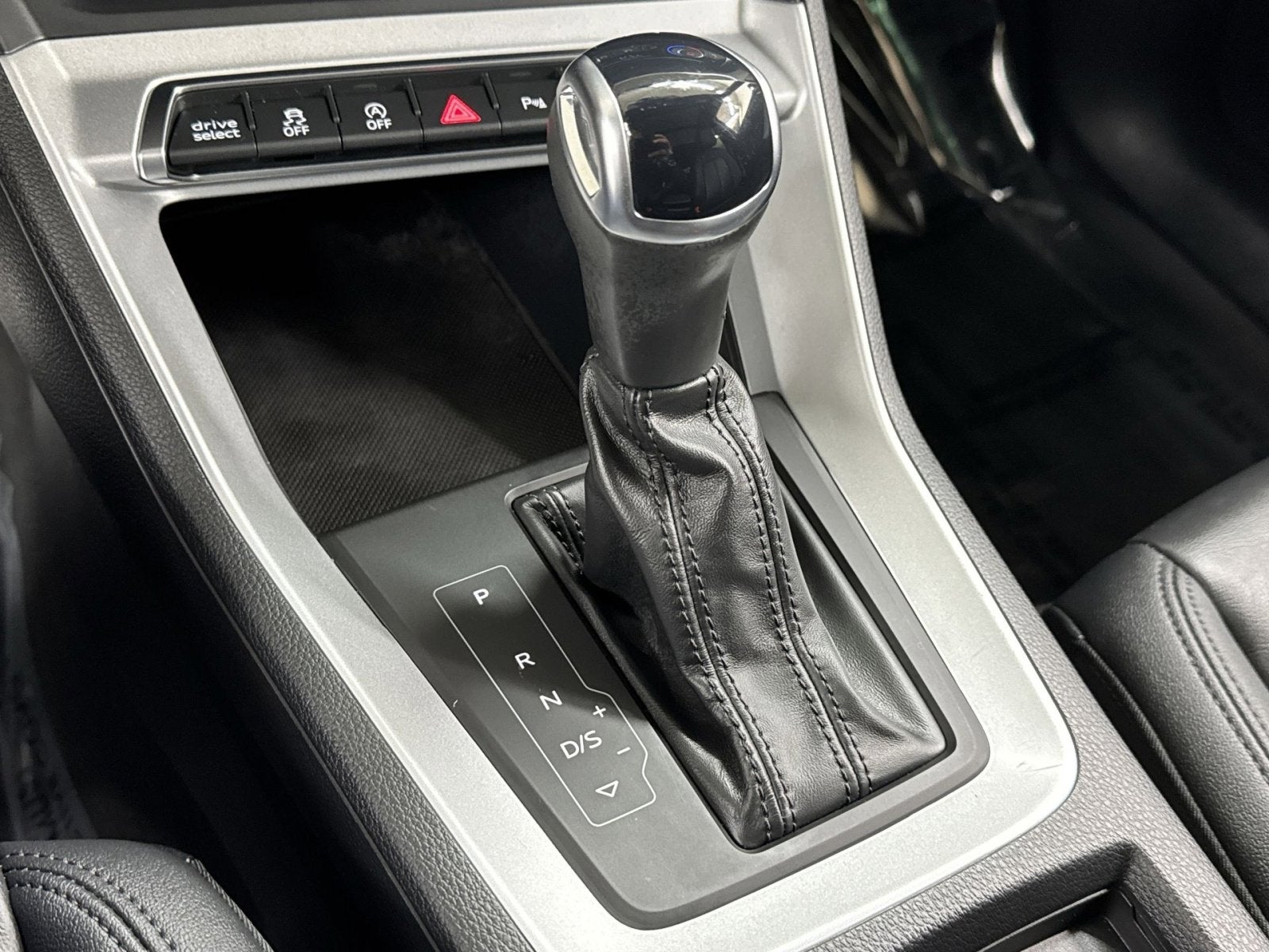 2025 Audi Q3 Premium