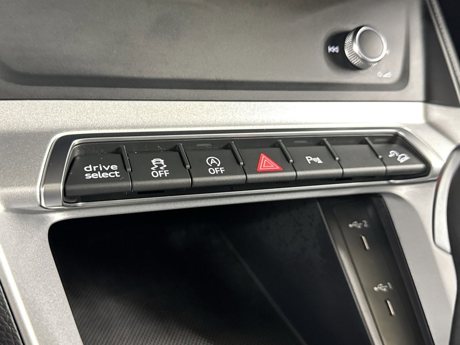 2025 Audi Q3 Premium