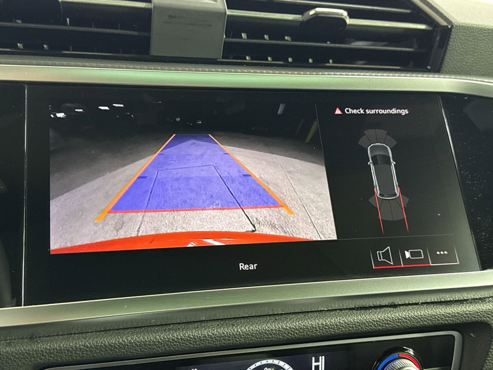 2025 Audi Q3 Premium