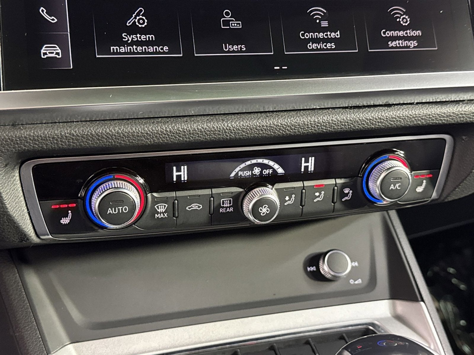 2025 Audi Q3 Premium