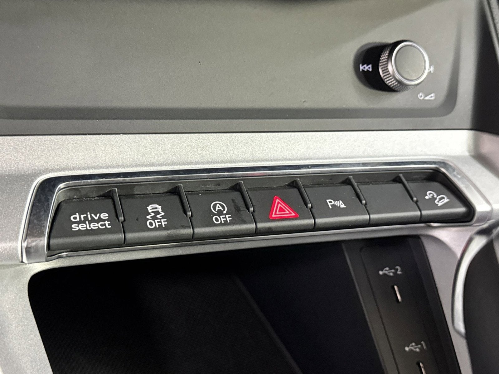 2025 Audi Q3 Premium