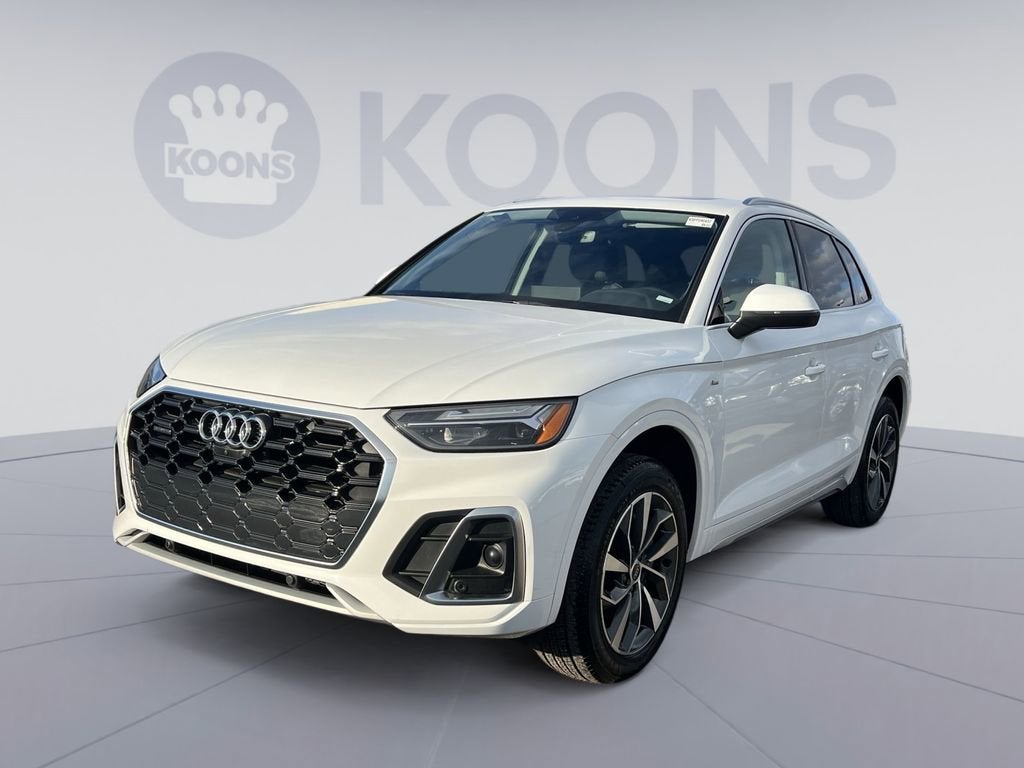 2024 Audi Q5 45 Premium Plus's photo