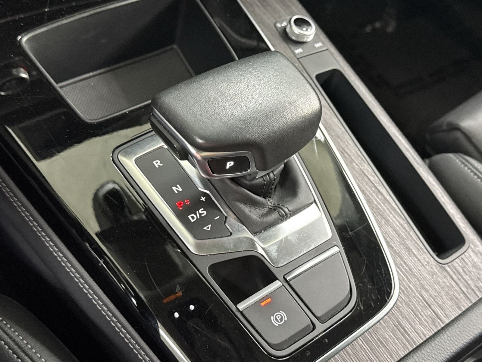 2024 Audi Q5 45 S line Premium