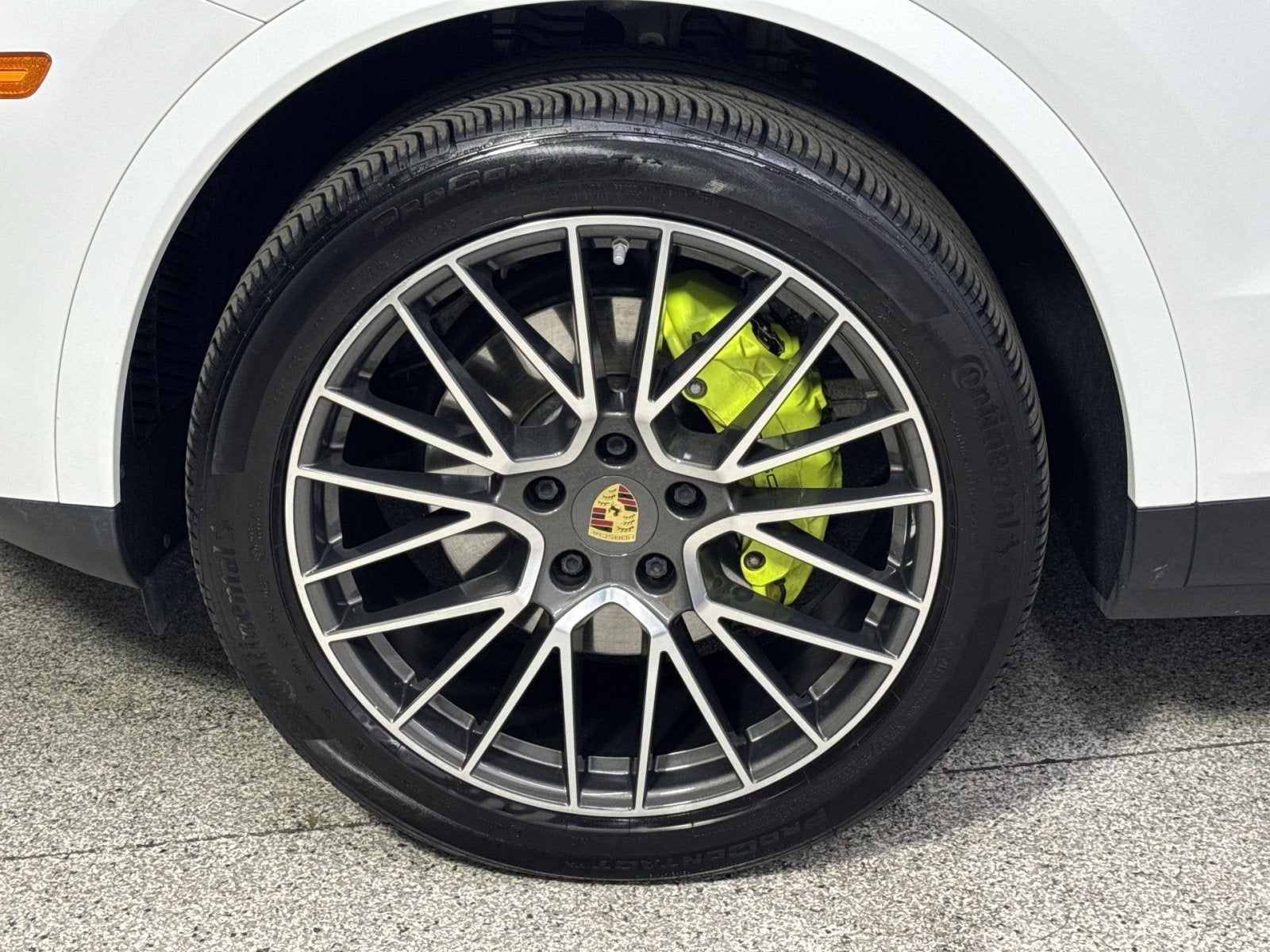 2021 Porsche Cayenne E-Hybrid Base