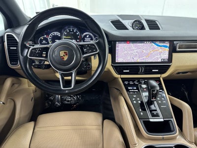 2021 Porsche Cayenne E-Hybrid Base