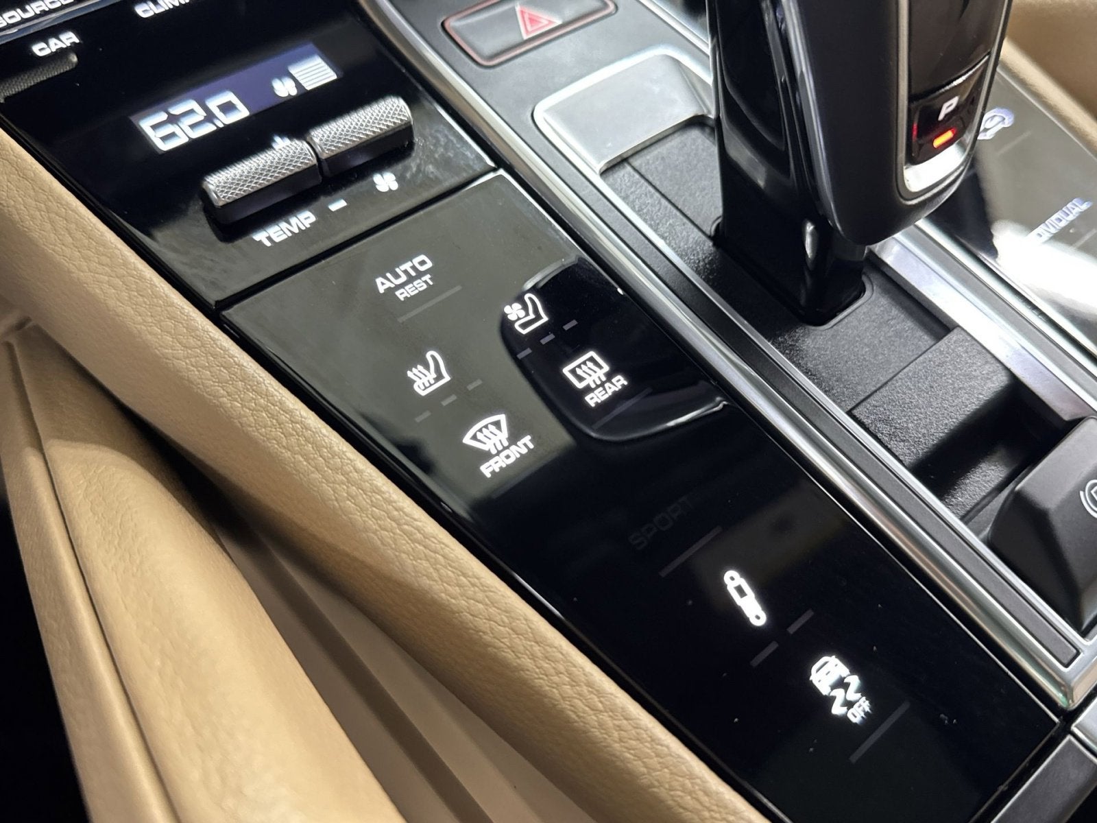 2021 Porsche Cayenne E-Hybrid Base