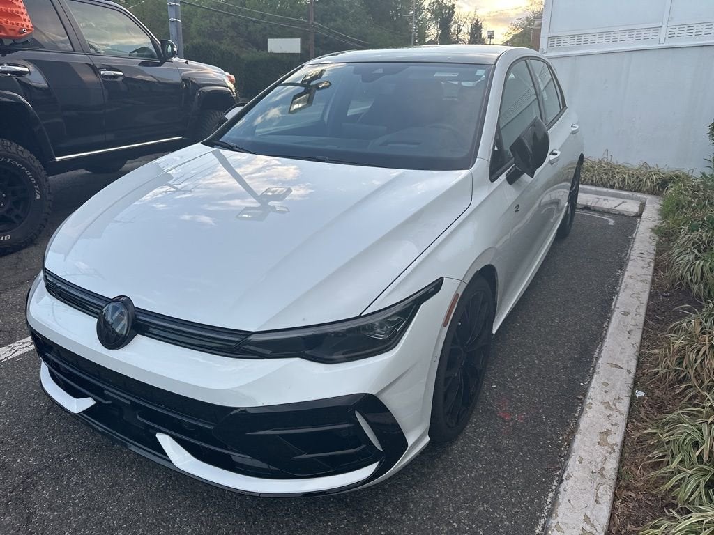 2025 Volkswagen Golf R 2.0T