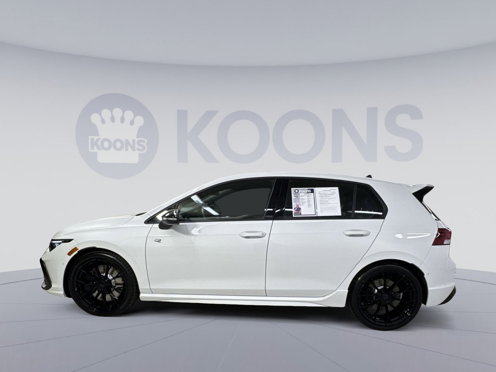 2025 Volkswagen Golf R 2.0T