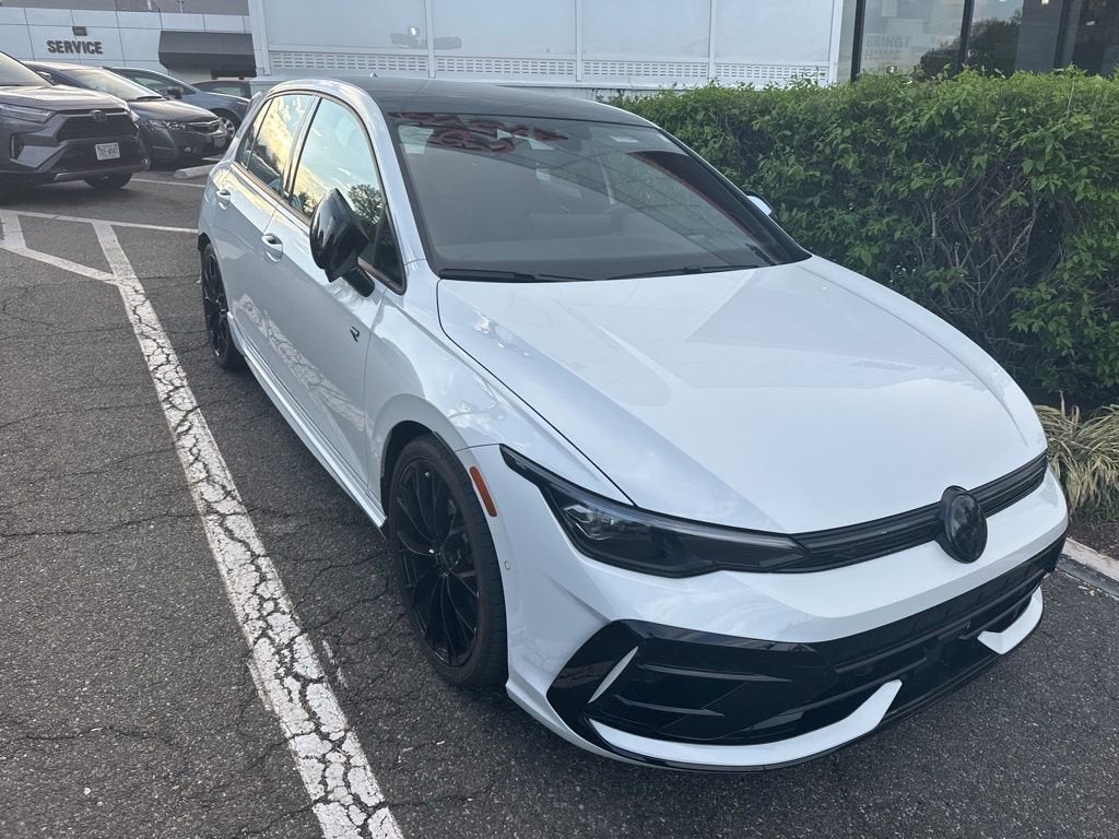 2025 Volkswagen Golf R 2.0T