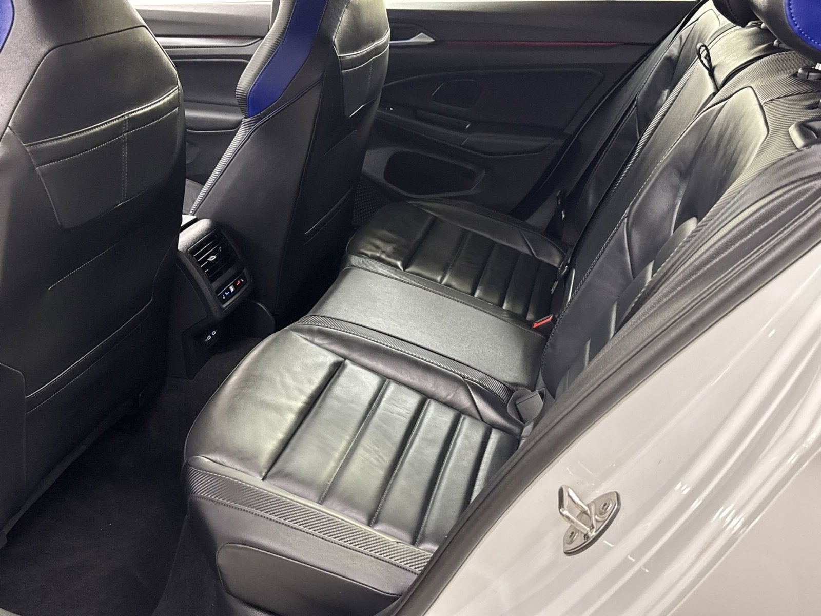 2025 Volkswagen Golf R 2.0T