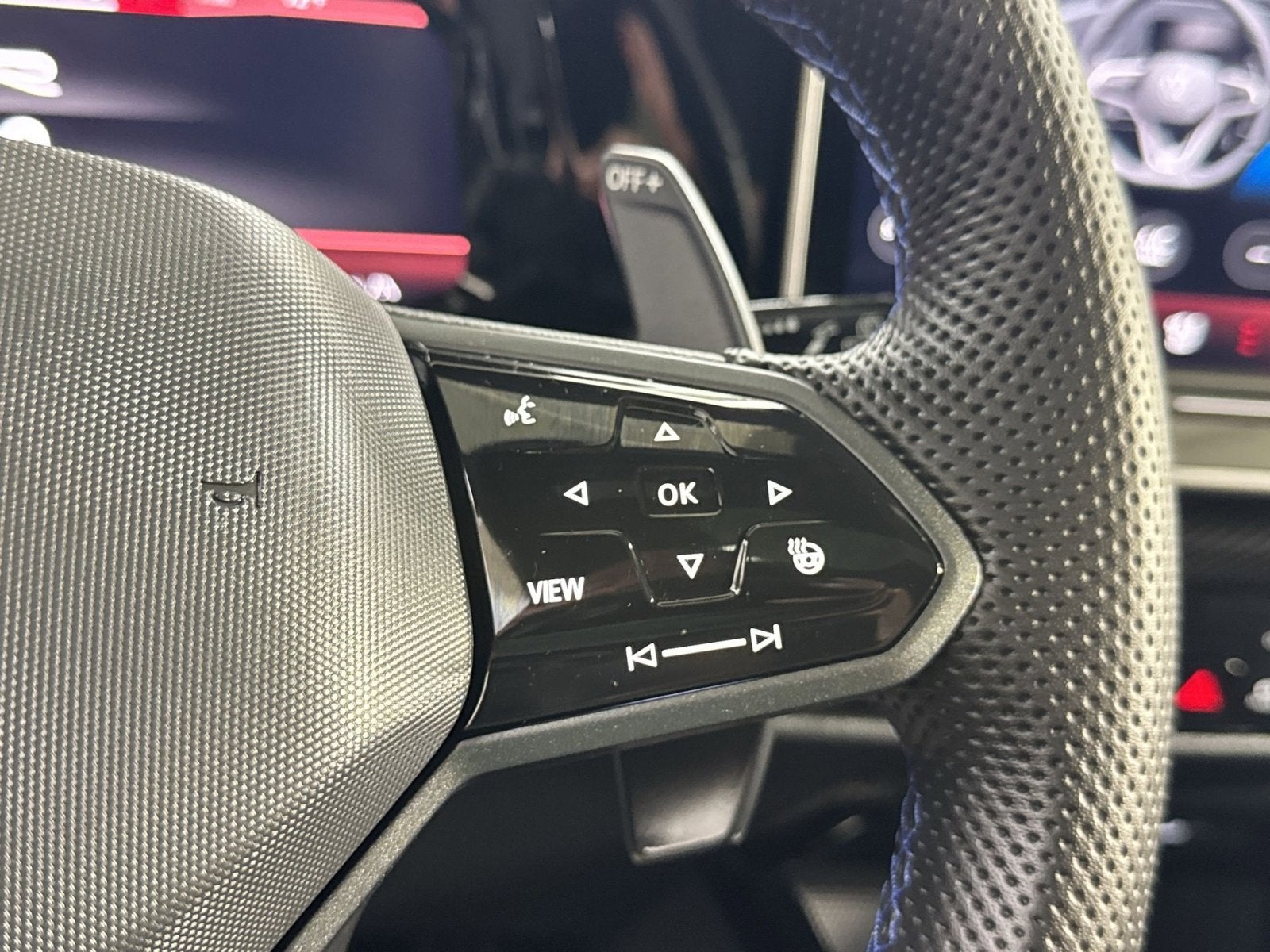 2025 Volkswagen Golf R 2.0T