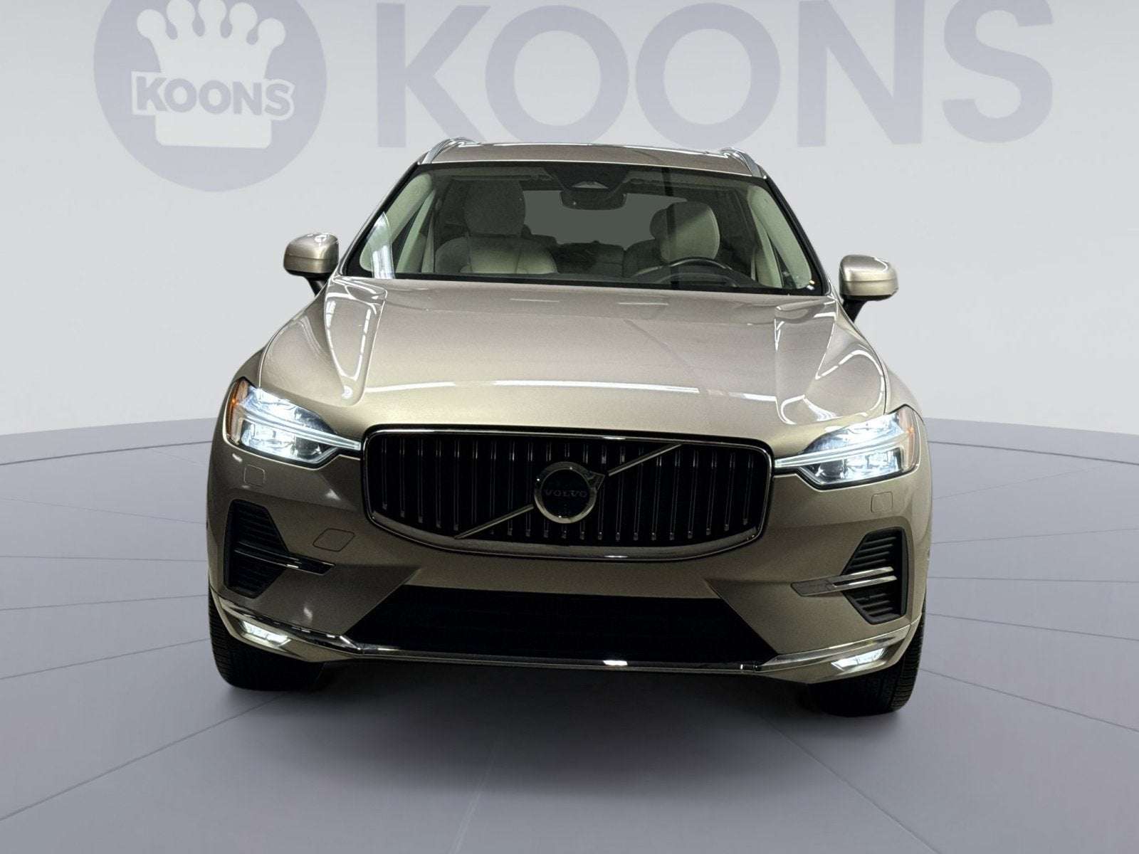 2023 Volvo XC60 B6 Ultimate Bright Theme