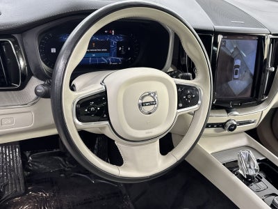 2023 Volvo XC60 B6 Ultimate Bright Theme