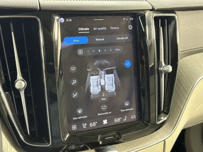 2023 Volvo XC60 B6 Ultimate Bright Theme