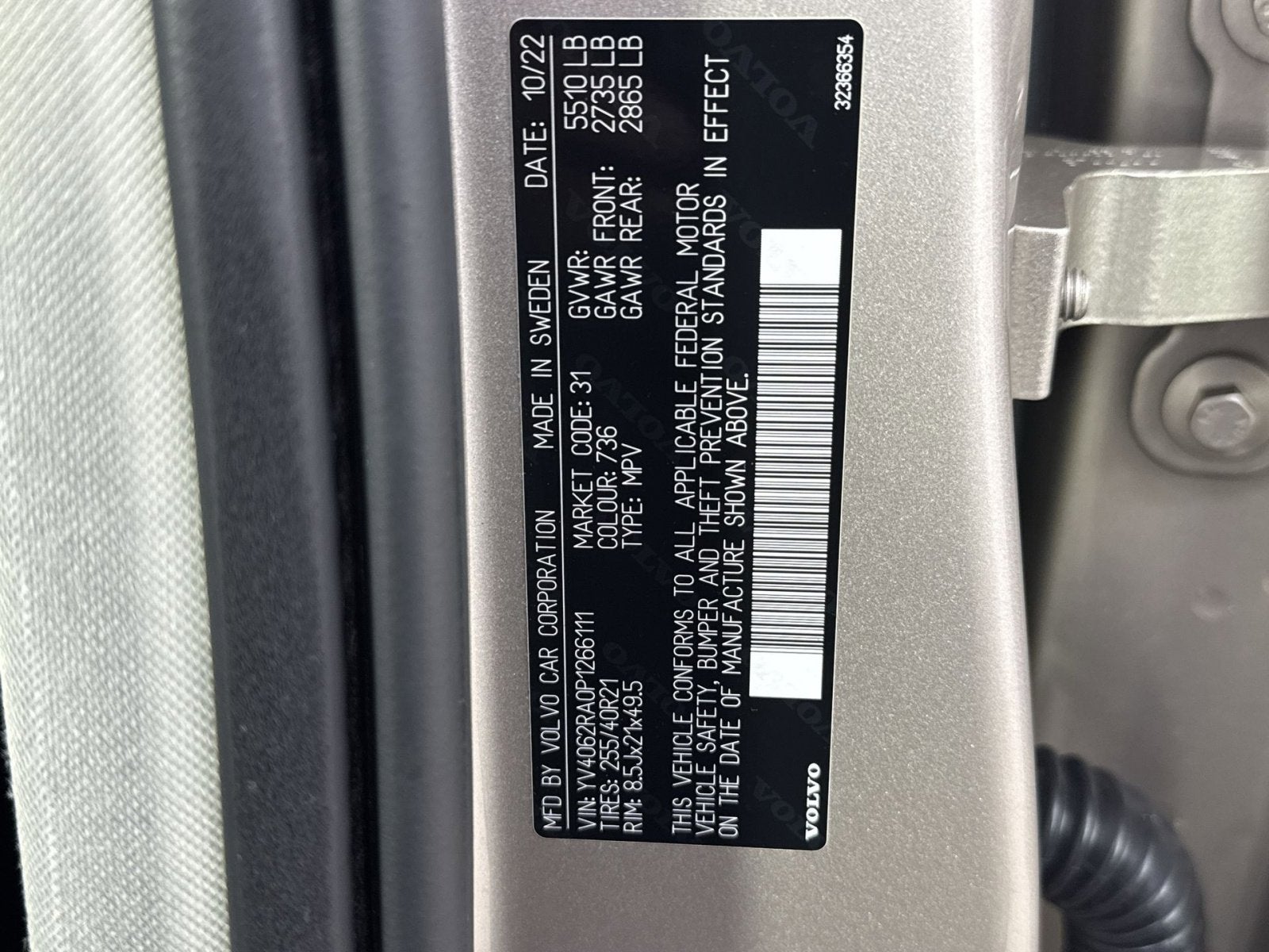 2023 Volvo XC60 B6 Ultimate Bright Theme