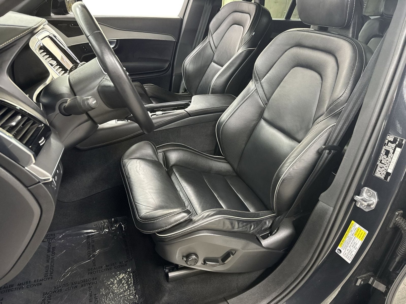 2021 Volvo XC90 Recharge Plug-In Hybrid T8 R-Design 7 Passenger