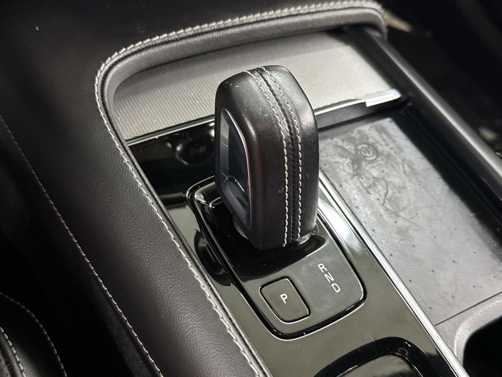 2021 Volvo XC90 Recharge Plug-In Hybrid T8 R-Design 7 Passenger