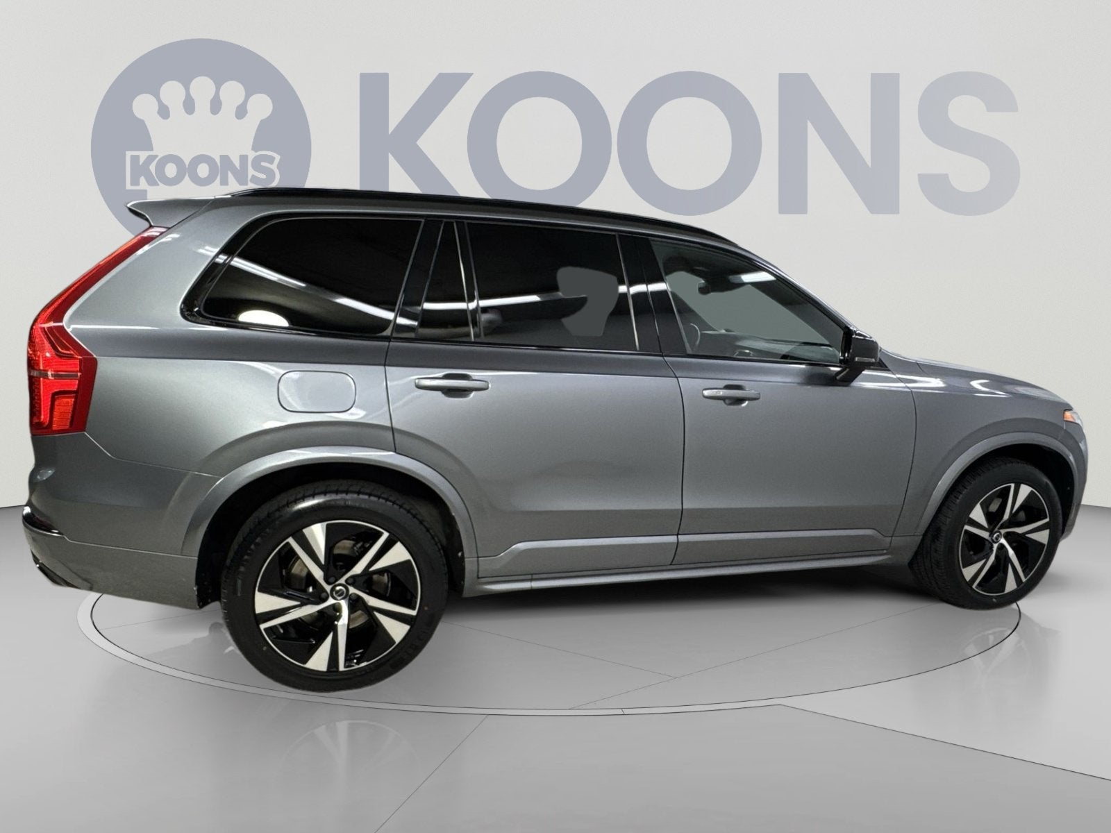 2020 Volvo XC90 Hybrid T8 R-Design