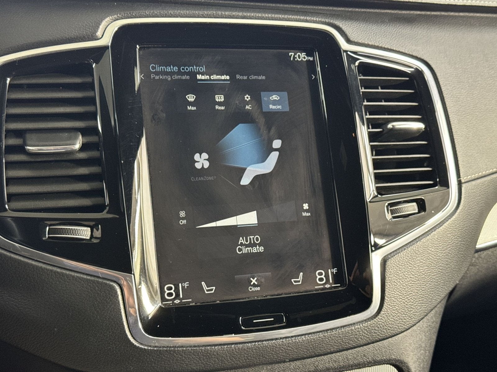 2020 Volvo XC90 Hybrid T8 R-Design