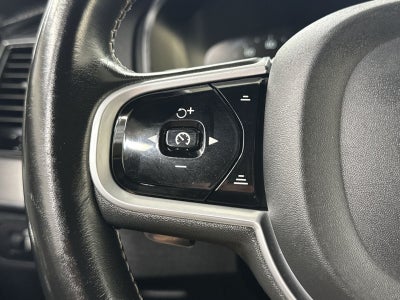 2020 Volvo XC90 Hybrid T8 R-Design