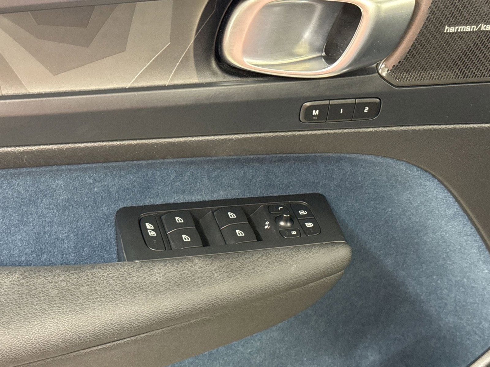 2023 Volvo C40 Recharge Pure Electric Ultimate