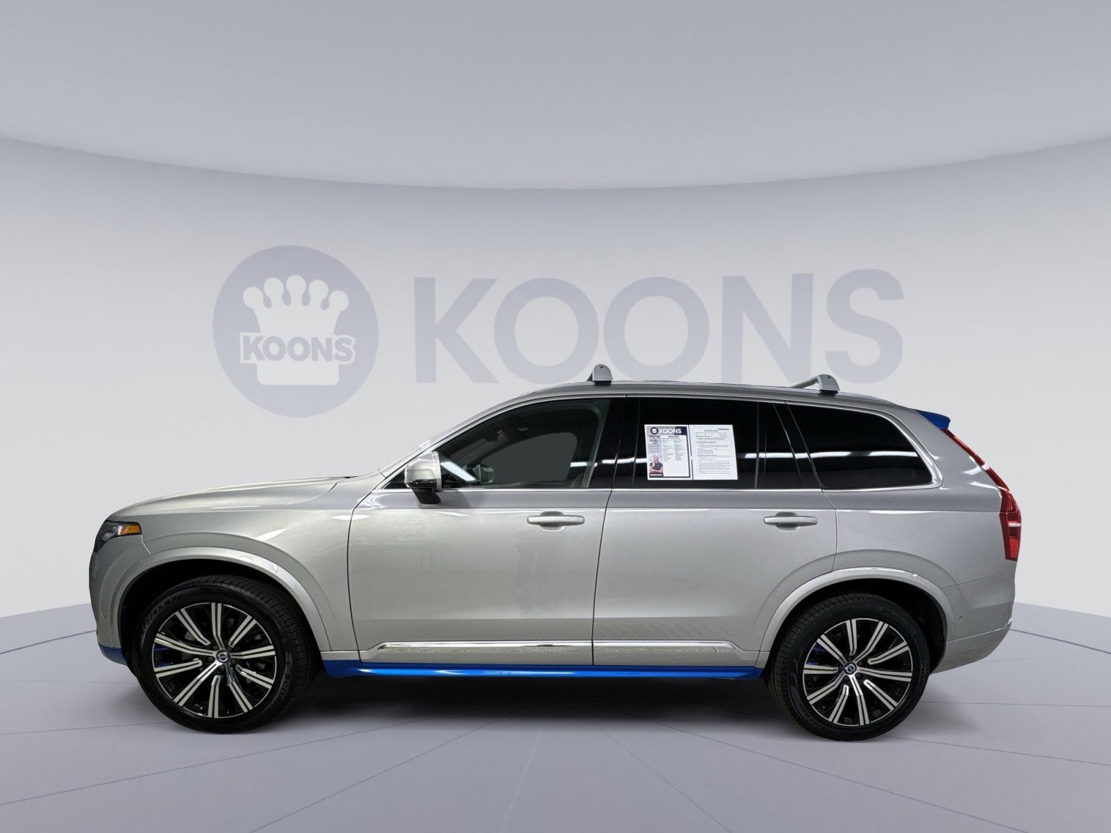 2023 Volvo XC90 B5 Plus