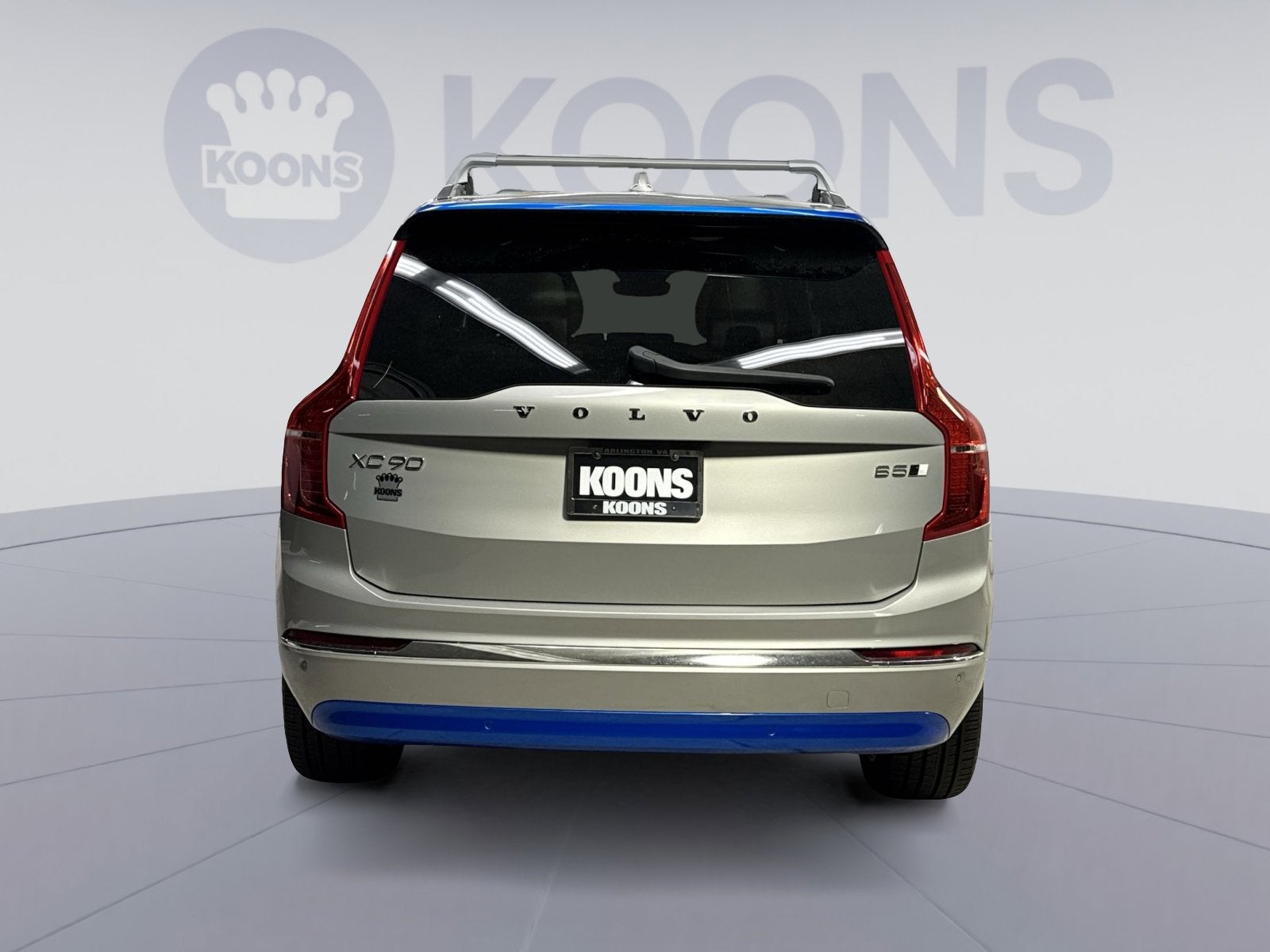 2023 Volvo XC90 B5 Plus