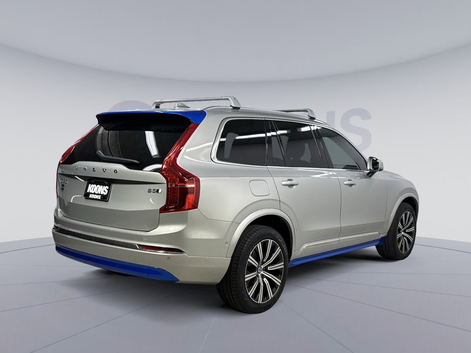 2023 Volvo XC90 B5 Plus